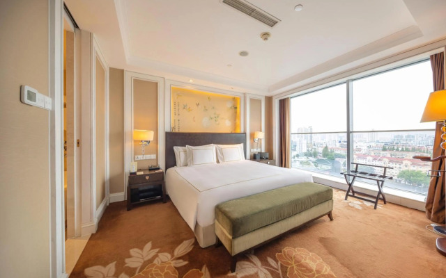 Tonino Lamborghini Hotel Kunshan City Center