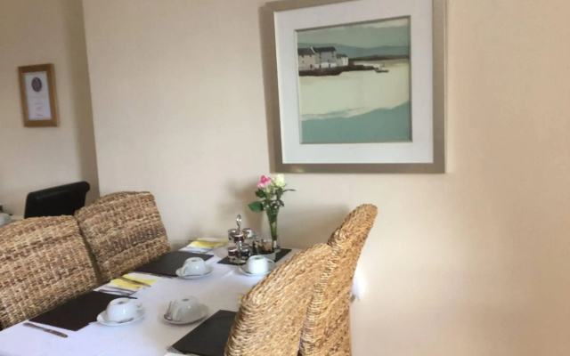 Bythesea Guest House