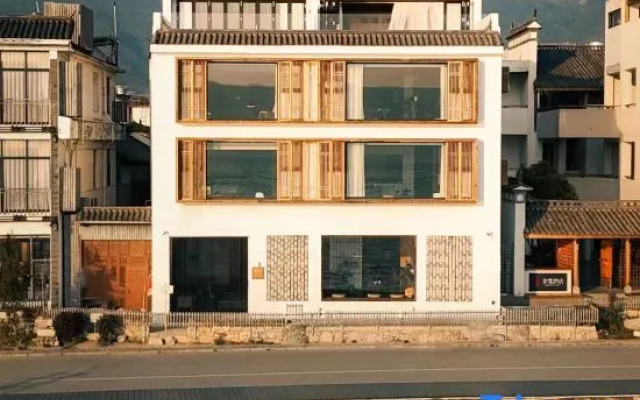 Dali Shangxia Songfeng Seaview Homestay