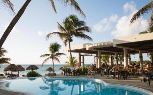 Paamul Hotel & Cabañas