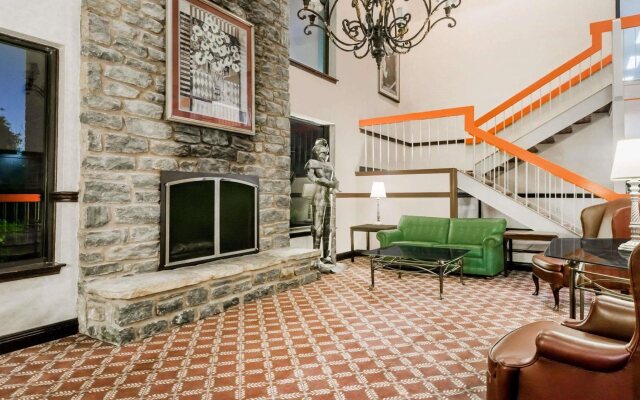 Red Roof Inn Lexington - Hamburg