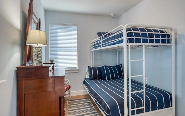 Beach Retreat #49292 - 5 Br Home