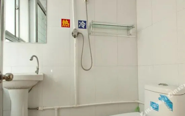 Fuhai Yujia Hotel(日照富海渔家旅馆)