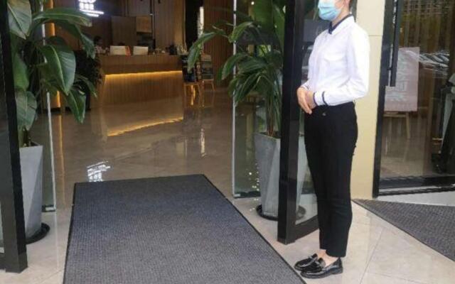 Taizhou GTALLIN Light Luxury Hotel (Jiaojiang Shifu Avenue)