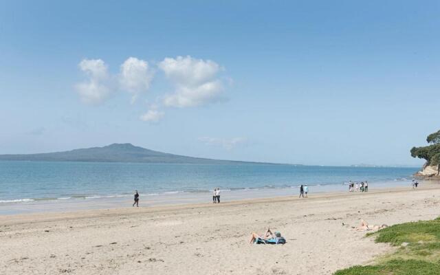 Carnmore Hotel Takapuna