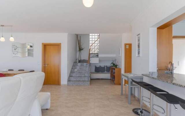 Villa Eldomar 61 in Estreito da Calheta