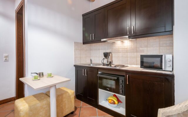 The Varos Residences Hotel