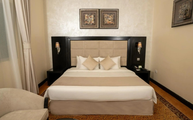 Royal Grand Suite