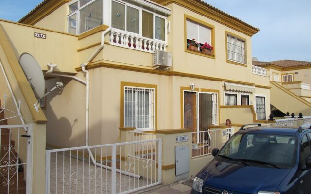 Casa Jamie Apartment In Playa Flamenca 2 Bedroom, 1 Bath, Kirchen, Terrace