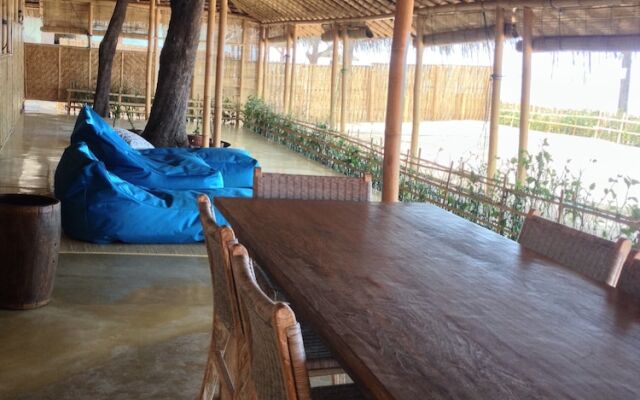 Gili Shack 58 Bed & Breakfast
