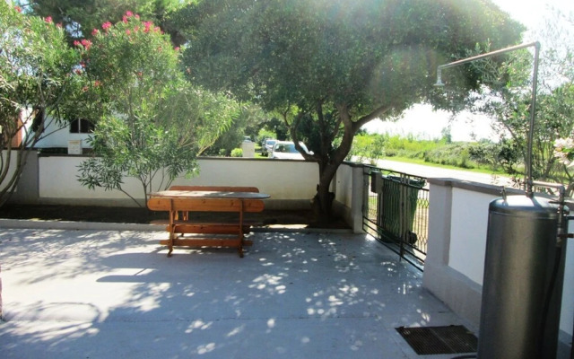 Apartment Roza near Sandy Beach