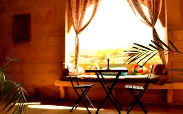 Hotel Heera Court
