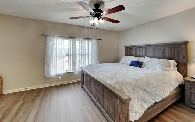 Whispering Pines Condos by VTrips