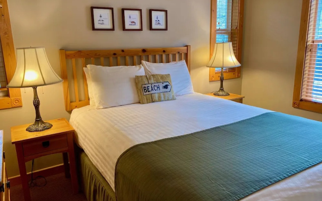 Lighthouse Inn