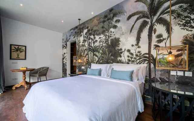 Contemporary Private Villa, 4 BR, Canggu With Staff