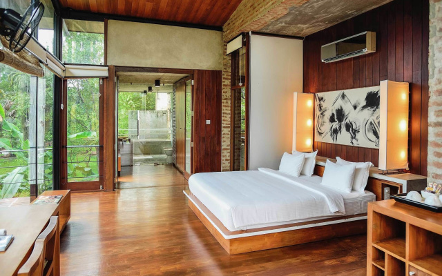 Kalundewa Retreat