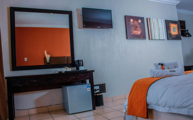 Coyotes Hotel and Conference Centre