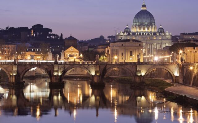 Pretty, centrally situated in Rome: wifi, climate. Metro 5 minutes