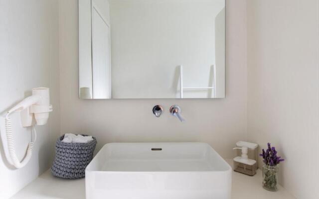 Kymo Luxury Suites Paros