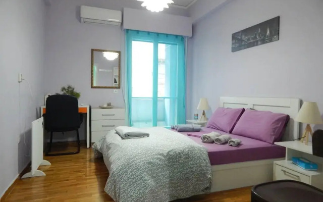 2 Bed Flat - Sleeps 3 - Parking - Wifi