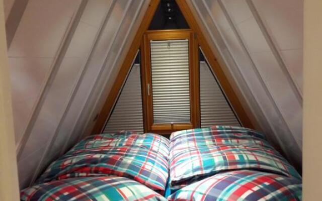 Nurdachhaus Ferienpark Schellbron