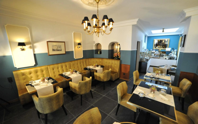 Hotel Rheinischer Hof