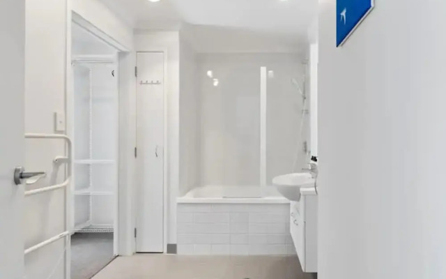 Eden Terrace Two Bedroom Free Parking