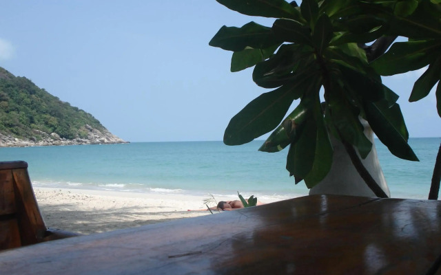 Haad Khuad Resort
