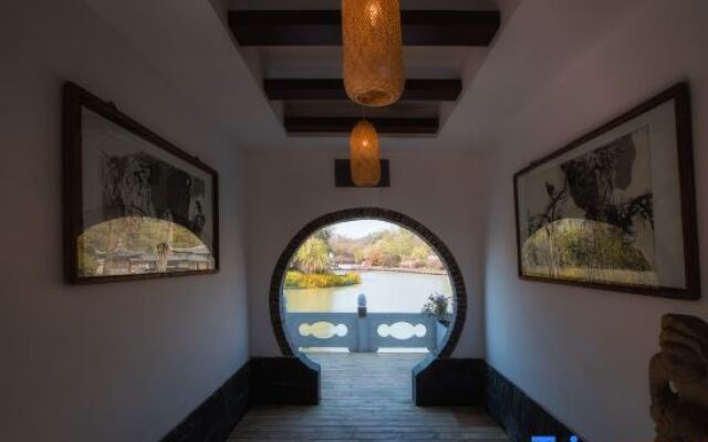 Yangzhou Huafang Fengqing Hotel