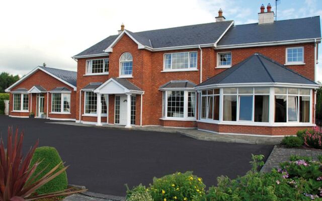 Killarney House