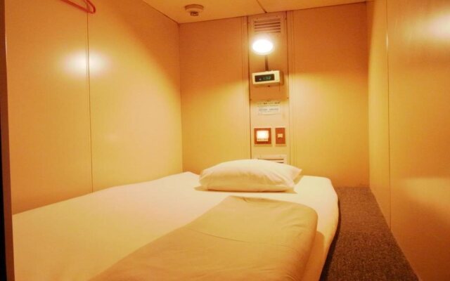 Capsule Hotel Block Room