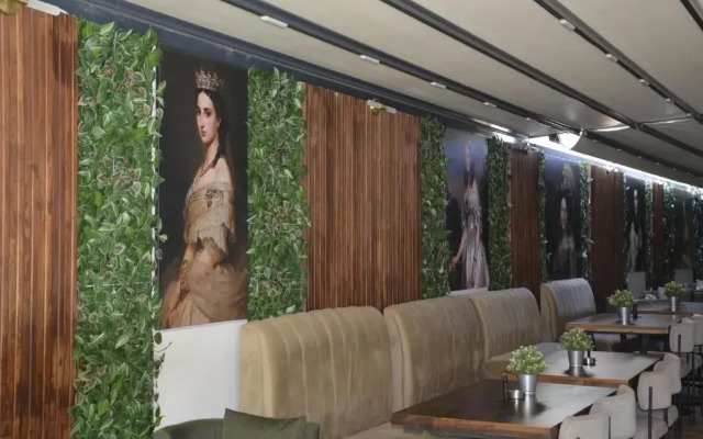 Crown Salamis Hotel