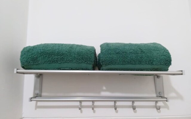 X-pressbedroom Riverview Cikarang