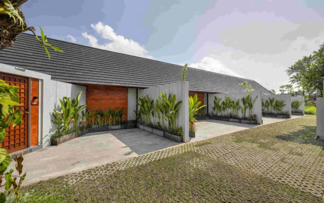 Unagi Mas Villas by Emana