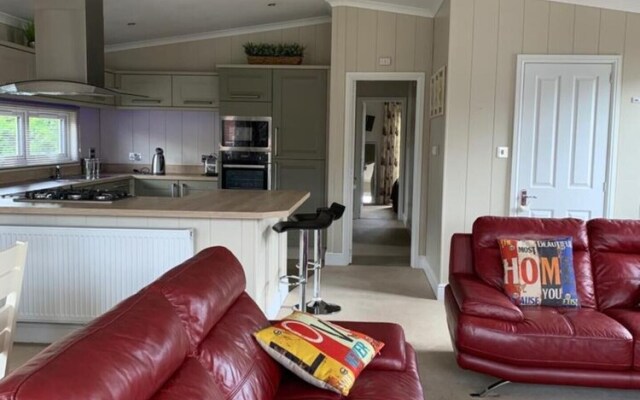 Lodge 39 Luxury 2 Bedroom Lodge in Ely, Cambridge