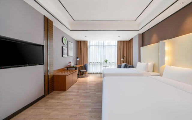 Campanile Hotel Shenzhen Honghuashan Metro Station