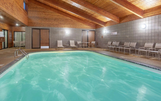 AmericInn by Wyndham Cloquet