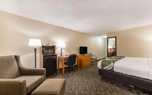 Quality Inn & Suites Portage Central