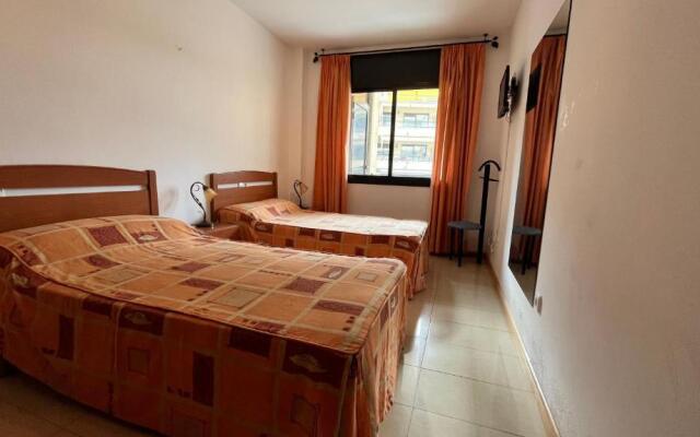 Apartamento en edi Paradise, con piscina y parking 141B - INMO22