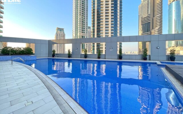 bnbme | SkyView Tower | 4 + Maids