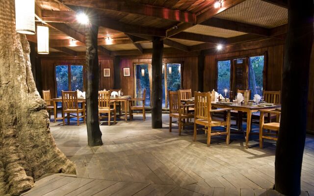 Tiger's Den Resort Bandhavgarh