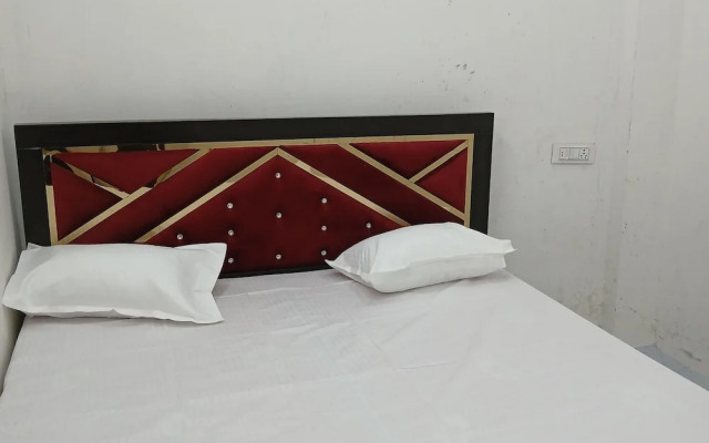 Awadh Biharee Inn
