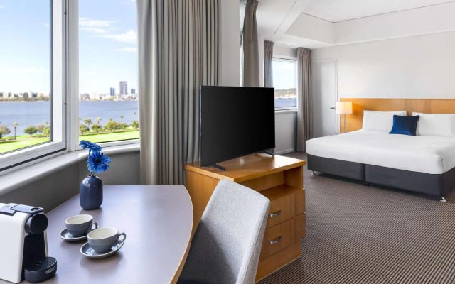 Novotel Perth Langley