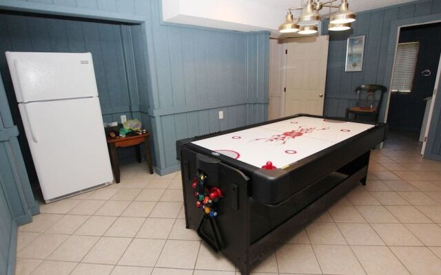 Goat Locker - 5 Br Home