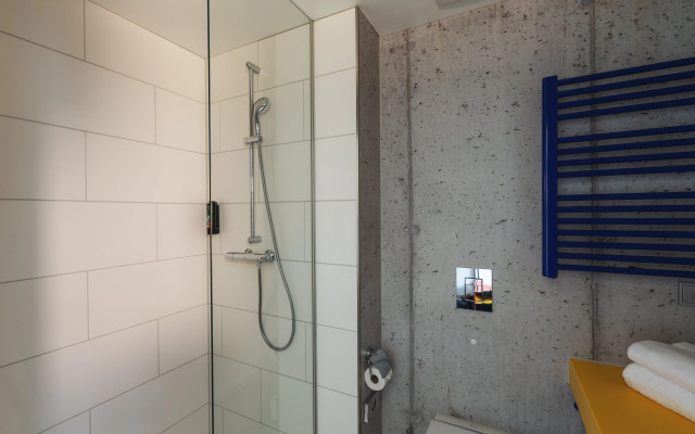 Holiday Inn - the niu, Form Stuttgart Feuerbach by IHG