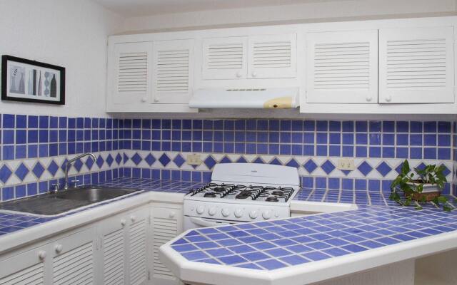 Las Gaviotas Hotel & Suites