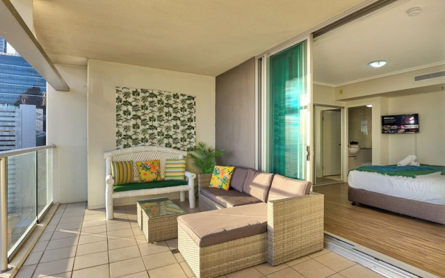 Oasis Retreat Level 27 in Casino Towers