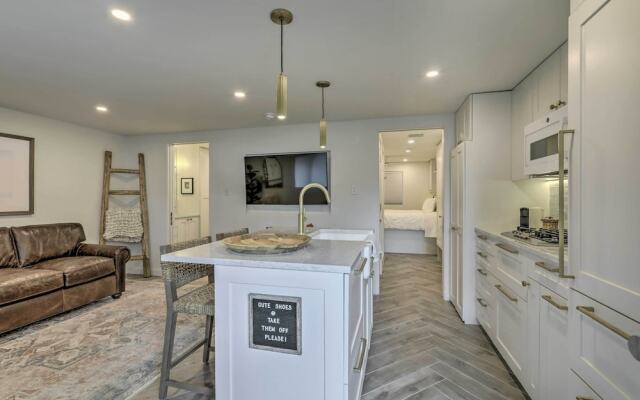 Aspen Condo w/ Mountain Views & Ski Access!