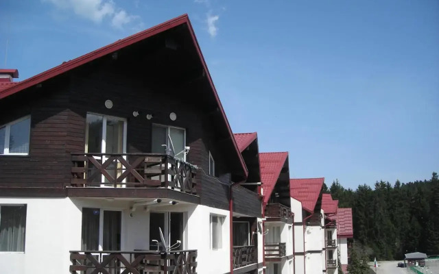 Persey Iglika Apartments