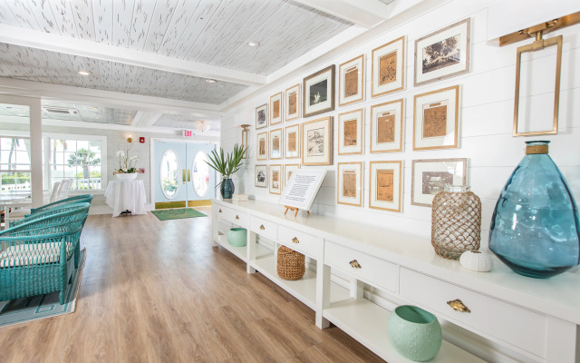 Tween Waters Island Resort & Spa